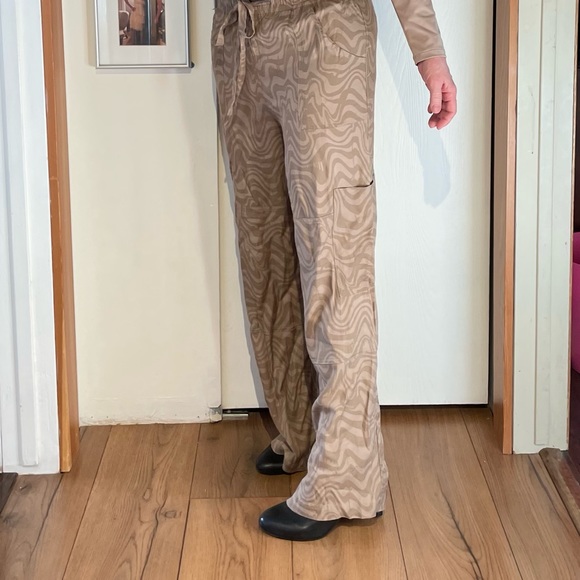 NWOT Urban Outfitters boho summer pants - Picture 5 of 5